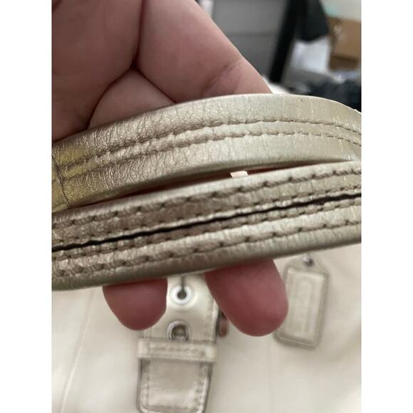 Coach Soho Ivory Shoulder Bag with Gold Straps Women's Casual Tote - Picture 6 of 11